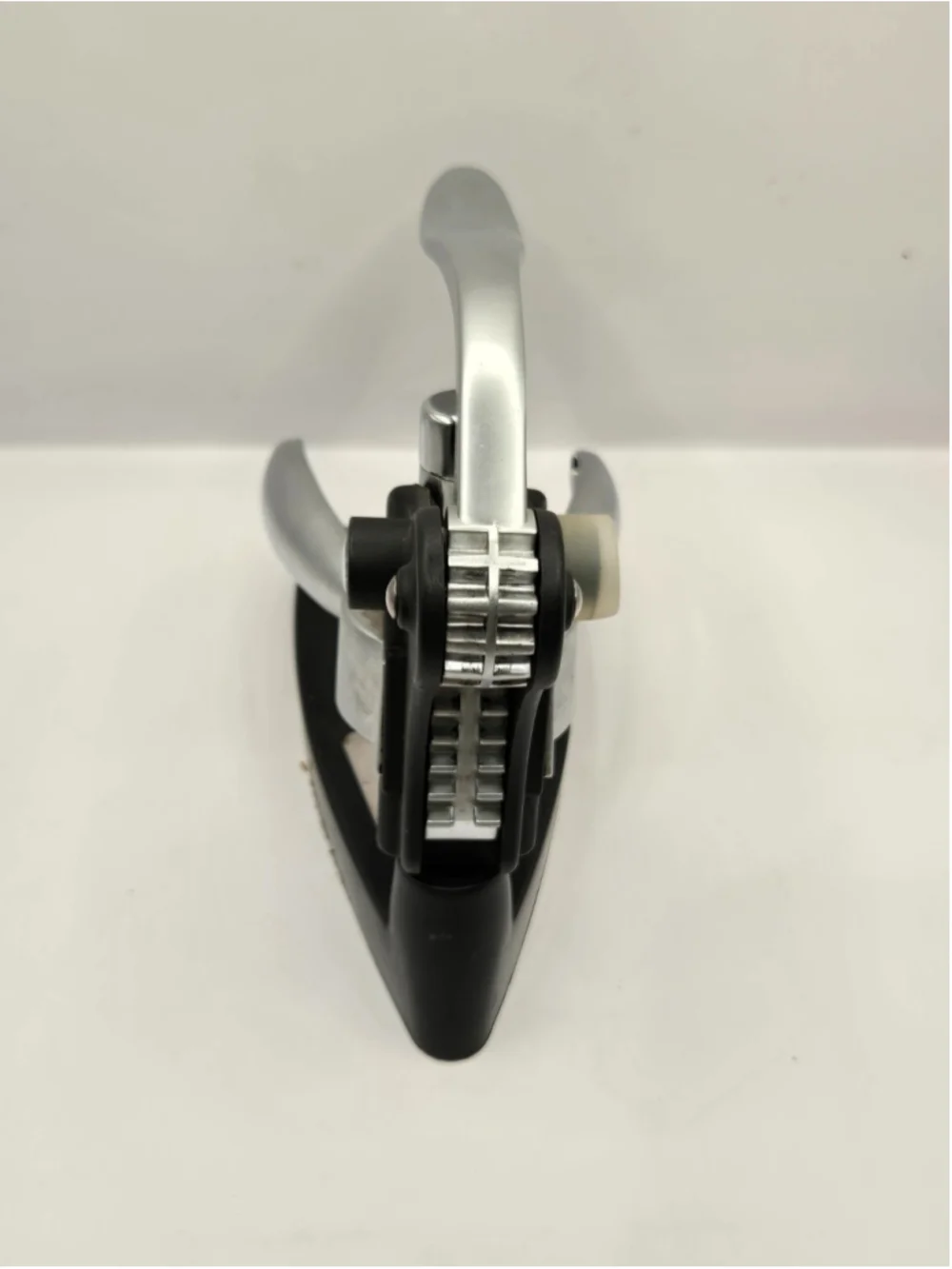 Unbranded handy tool